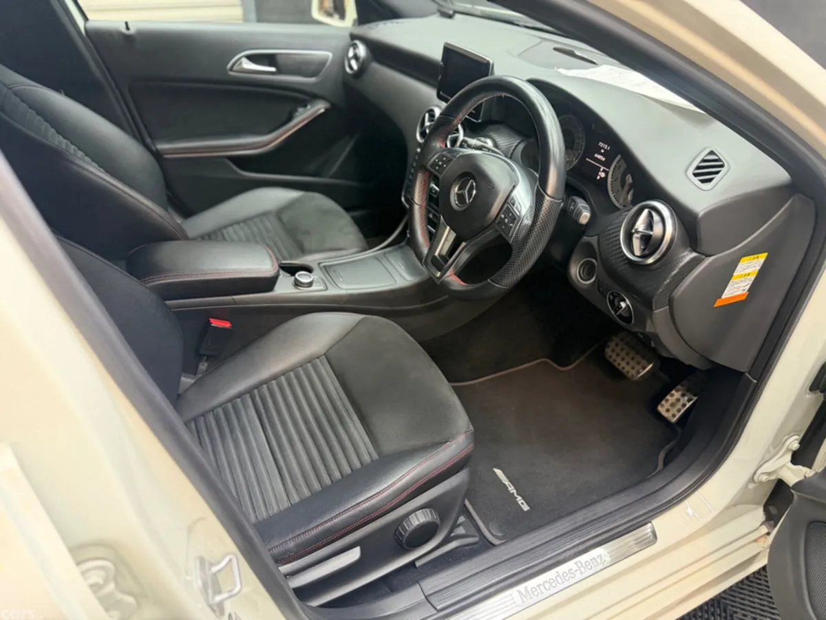 Mercedes-Benz A-Class Hatchback, Petrol, 2013, White