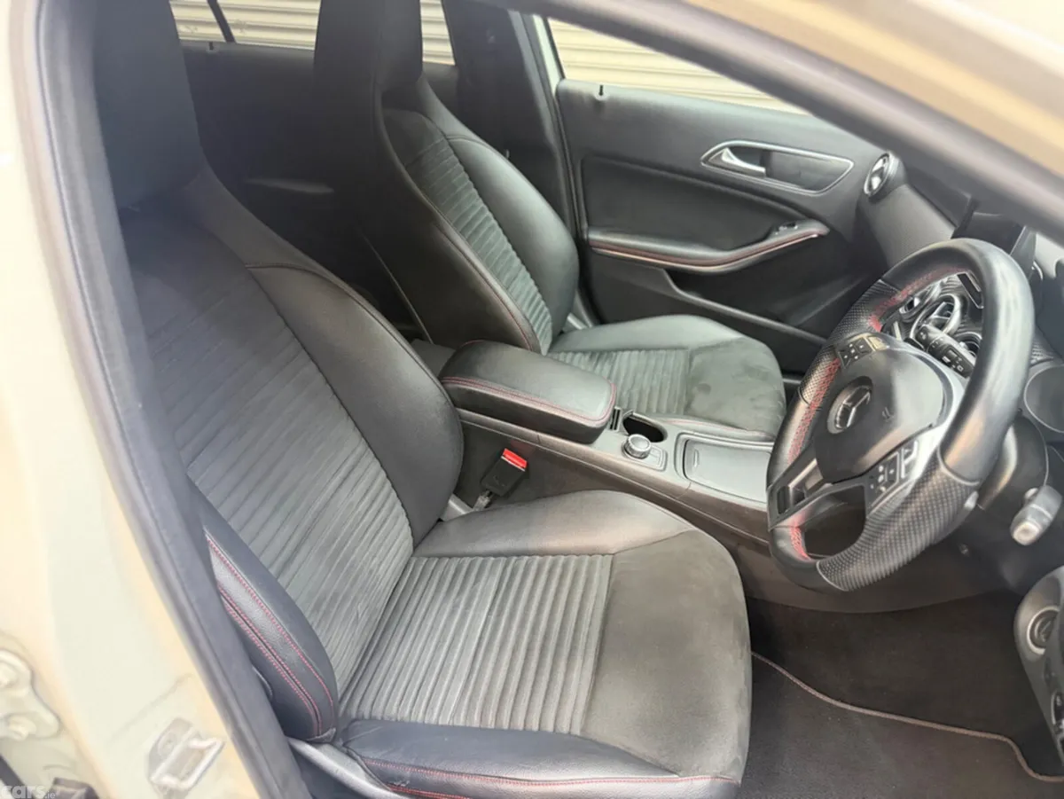 Mercedes-Benz A-Class Hatchback, Petrol, 2013, White