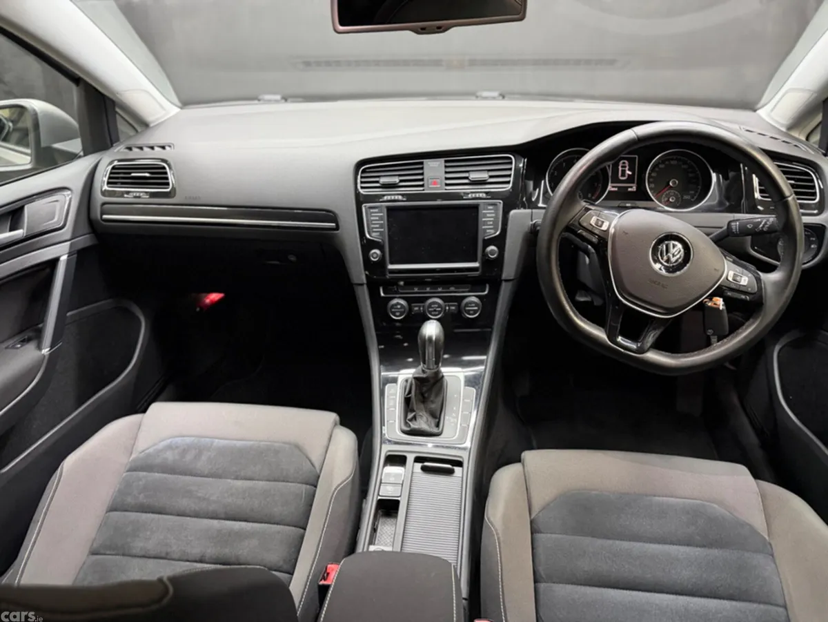 Volkswagen Golf Hatchback, Petrol, 2013, Silver