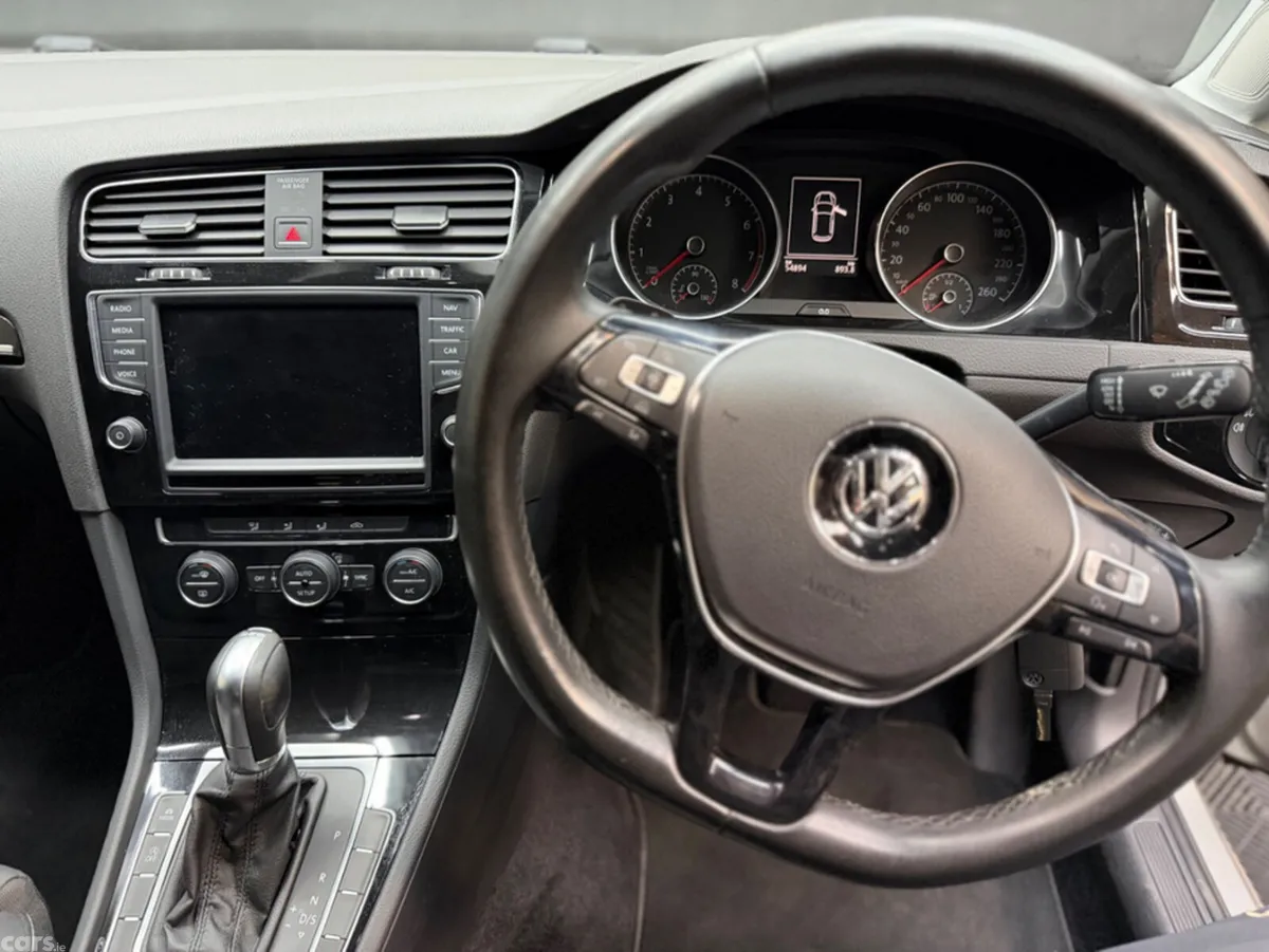 Volkswagen Golf Hatchback, Petrol, 2013, Silver