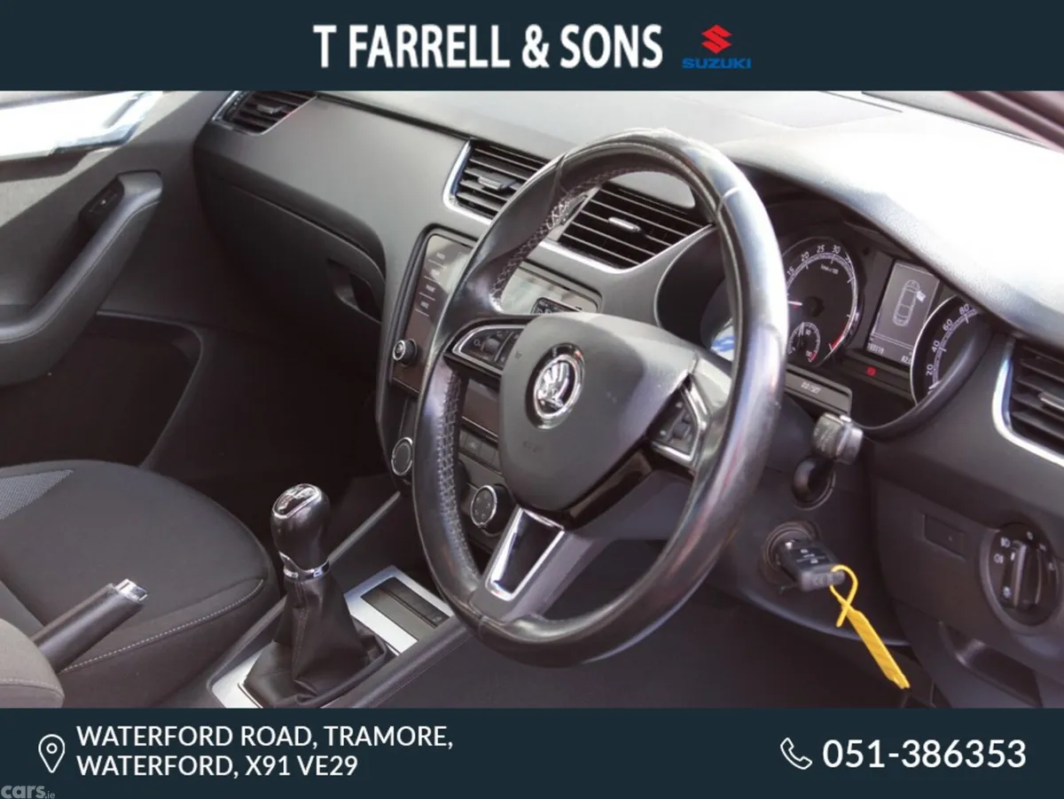 Skoda Octavia Hatchback, Diesel, 2019, Red