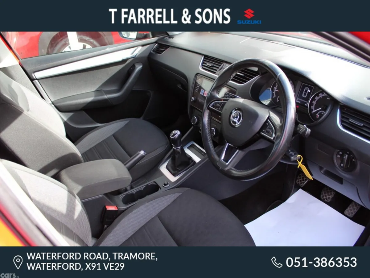 Skoda Octavia Hatchback, Diesel, 2019, Red