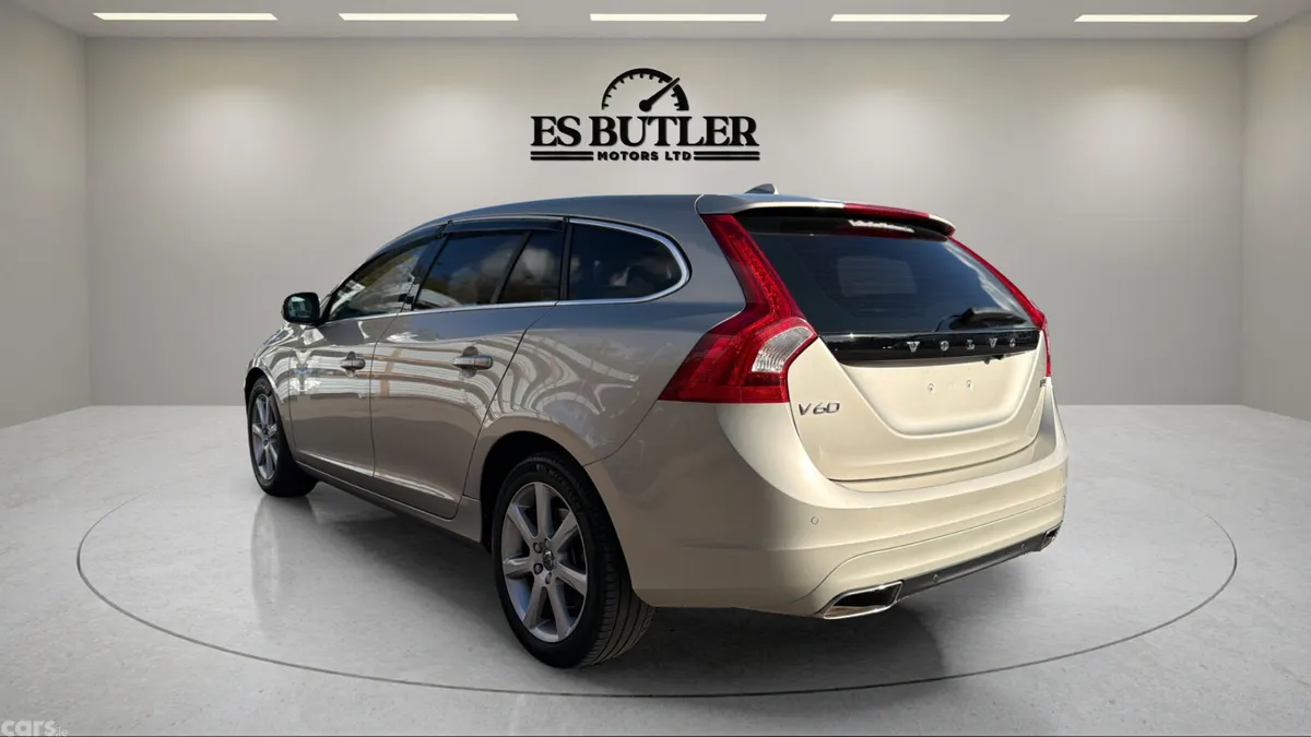 Volvo V60 Estate, Diesel, 2018, Silver