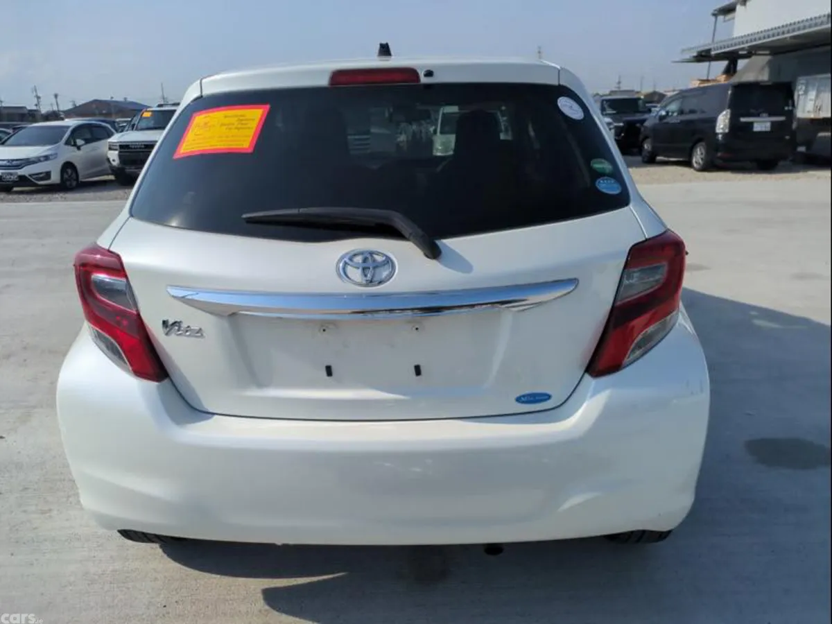 Toyota Vitz Hatchback, Petrol, 2016, White