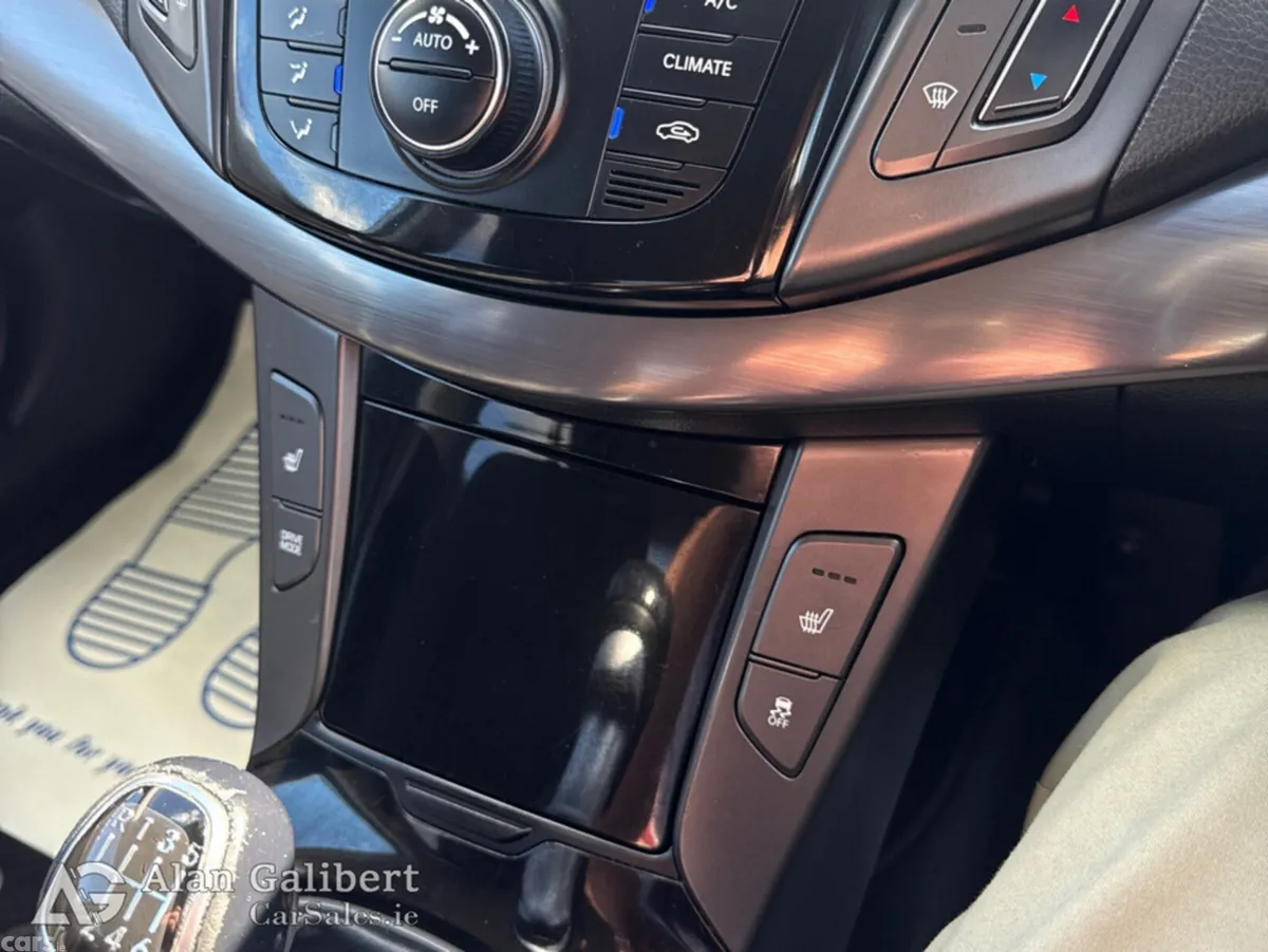 Hyundai i40 Saloon, Diesel, 2018, Silver