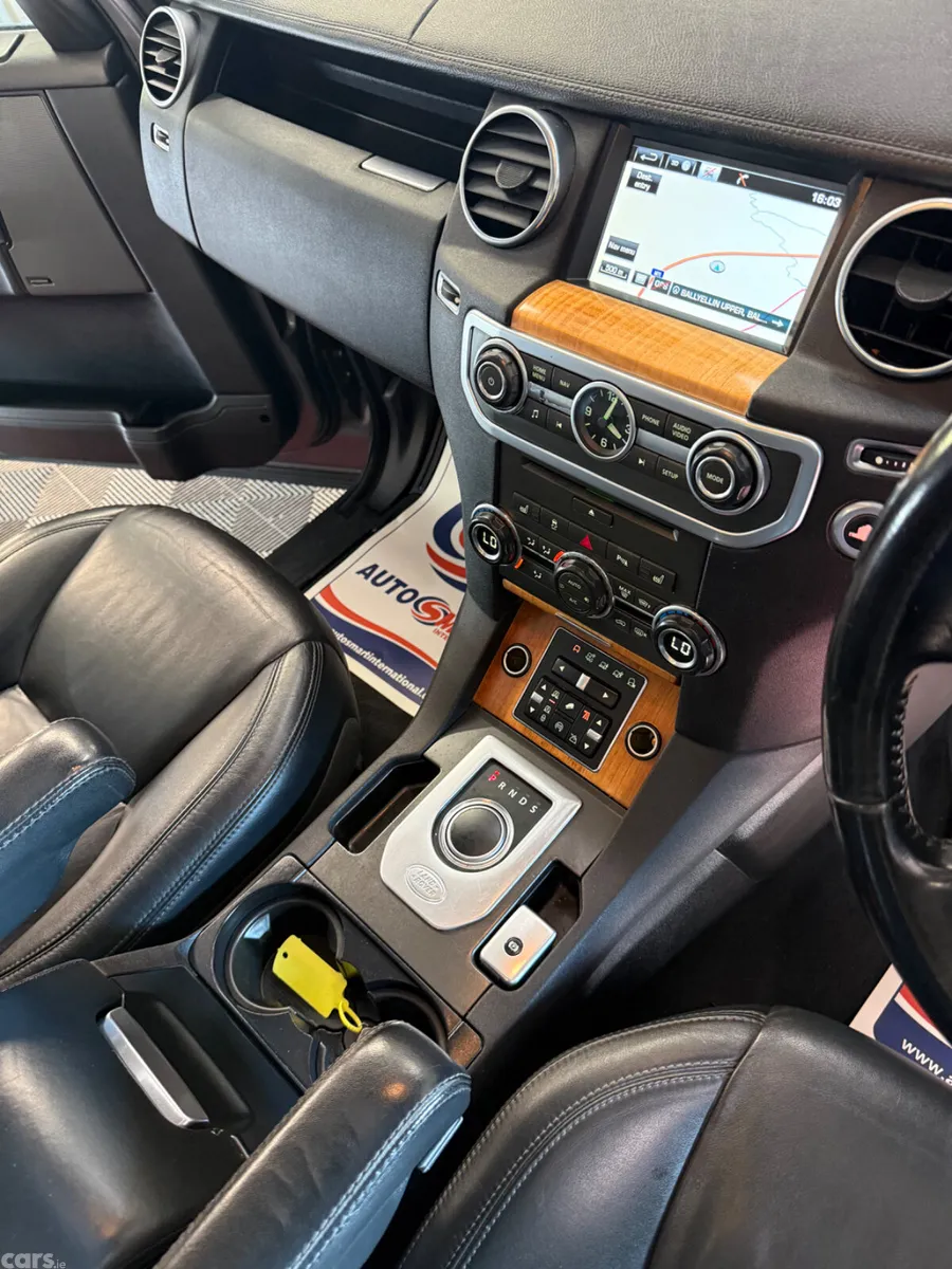Land Rover Discovery SUV, Diesel, 2014, Grey