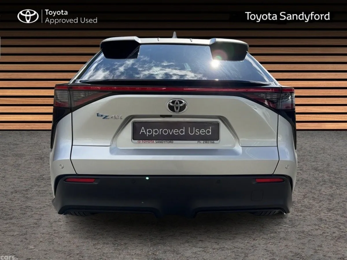 Toyota bZ4X Estate, Electric, 2025, Silver