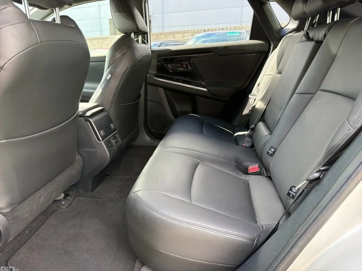 Toyota bZ4X Estate, Electric, 2025, Silver