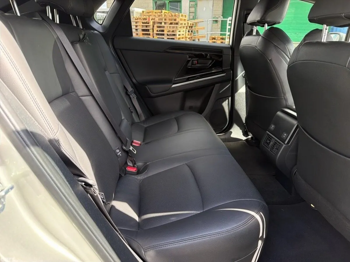 Toyota bZ4X Estate, Electric, 2025, Silver
