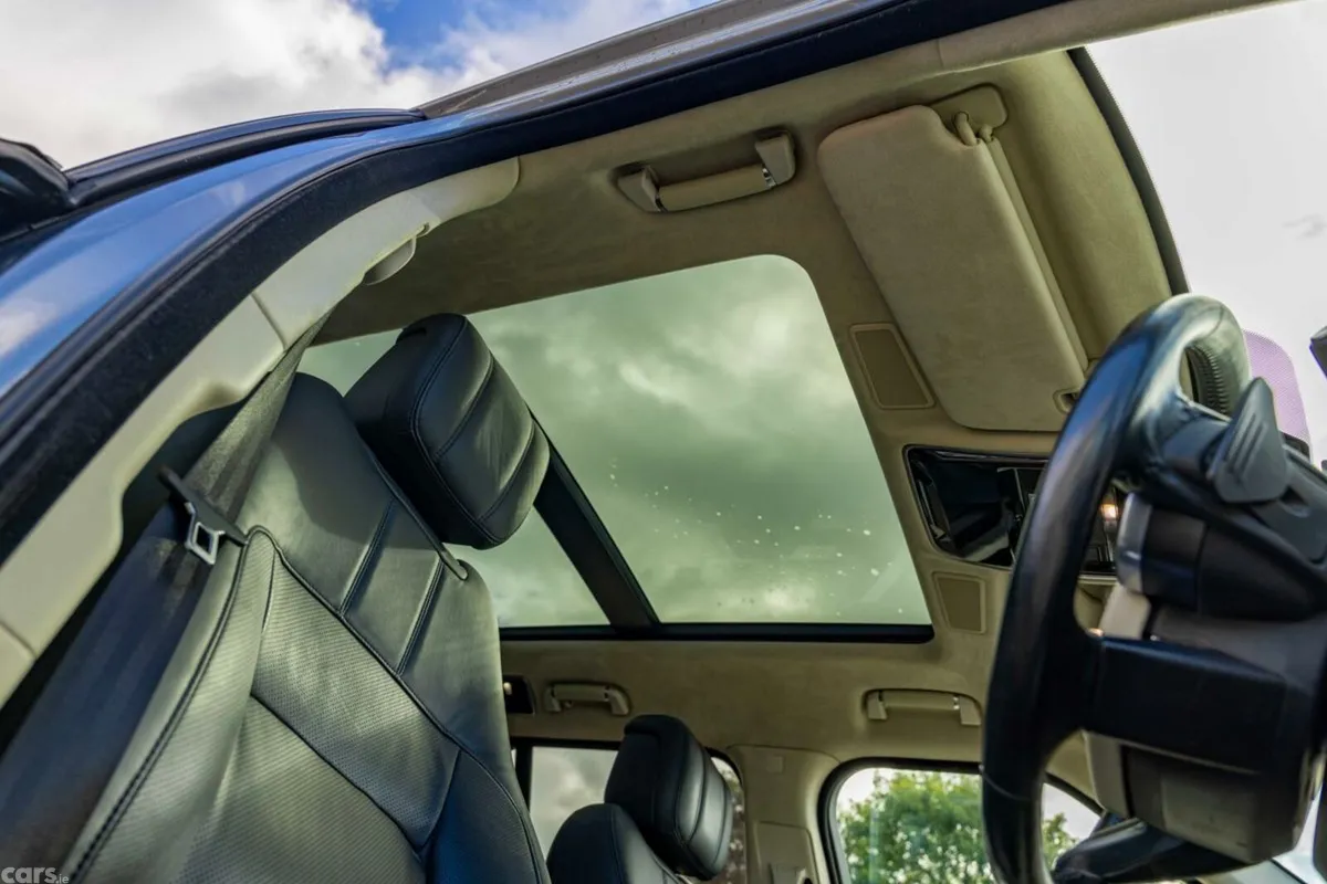 Land Rover Range Rover SUV, Petrol Plug-in Hybrid, 2021, Grey
