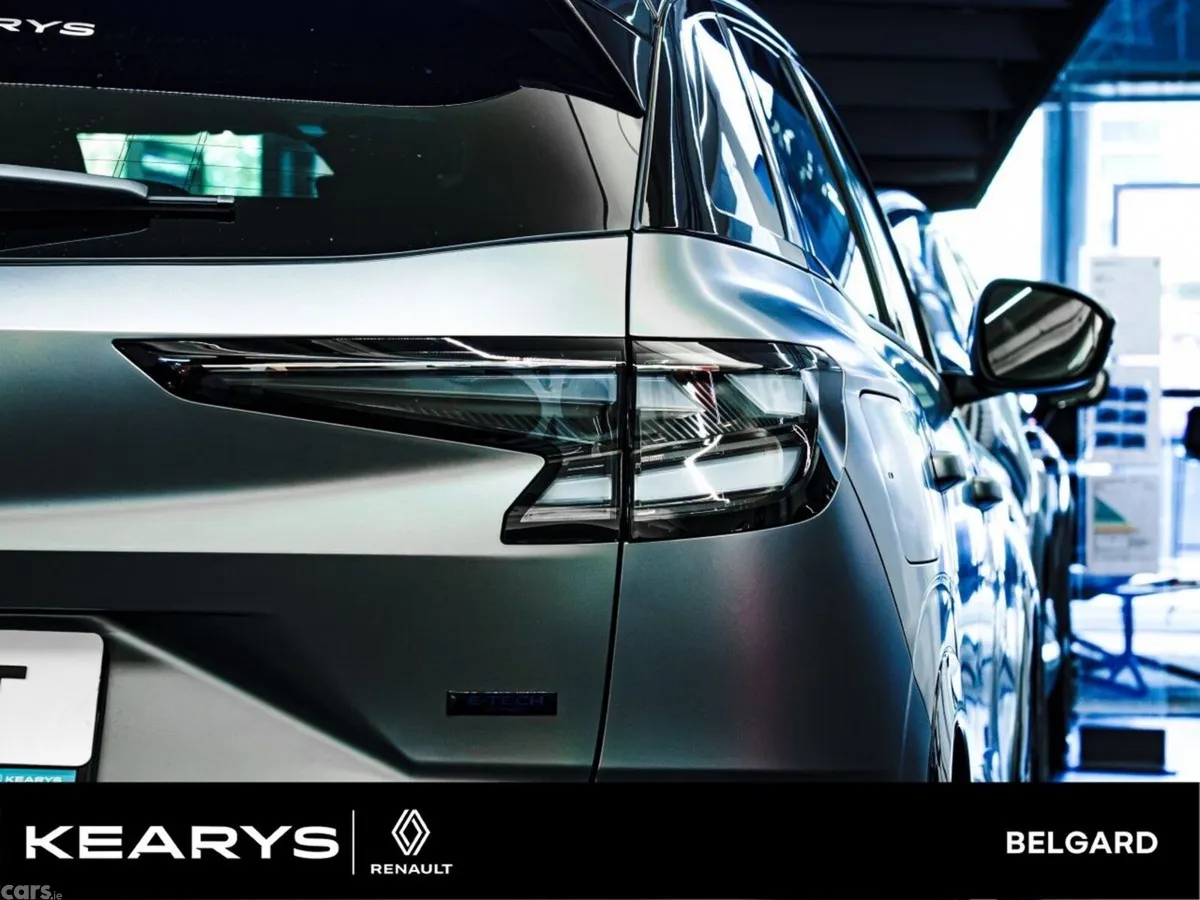 Renault Austral SUV, Petrol Hybrid, 2026, Grey