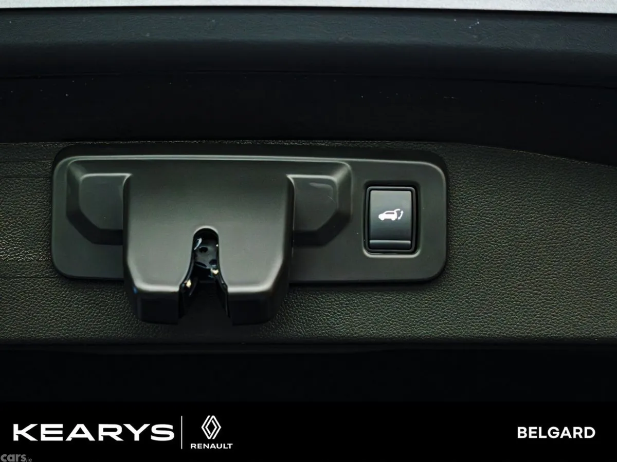 Renault Austral SUV, Petrol Hybrid, 2026, Grey