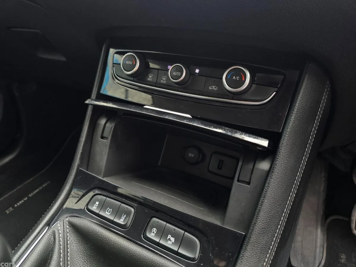 Opel Grandland X SUV, Diesel, 2019, Grey
