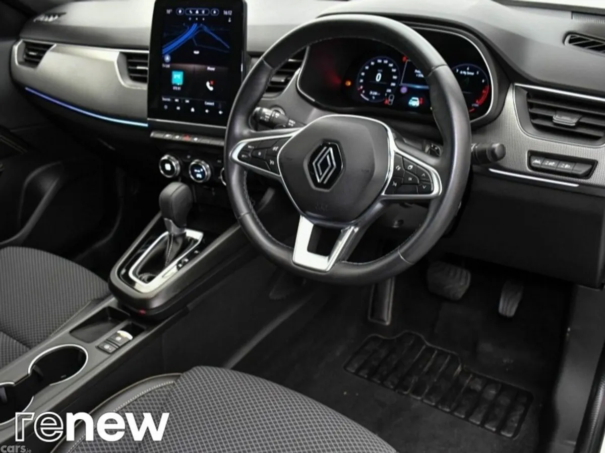 Renault Arkana Hatchback, Petrol Hybrid, 2024, White
