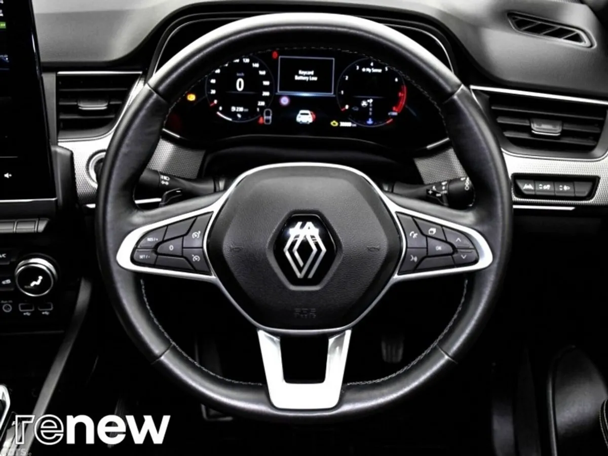 Renault Arkana Hatchback, Petrol Hybrid, 2024, White