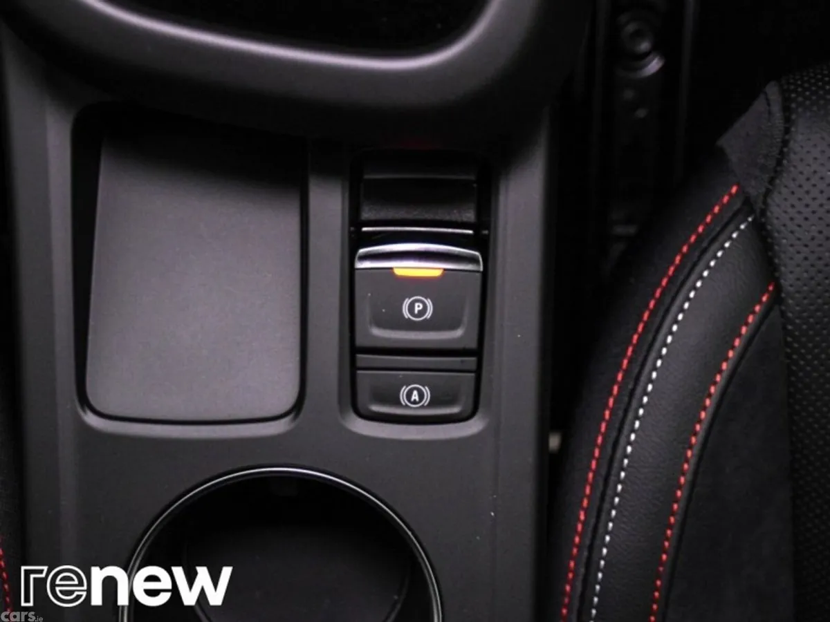 Renault Arkana Hatchback, Petrol, 2023, Red