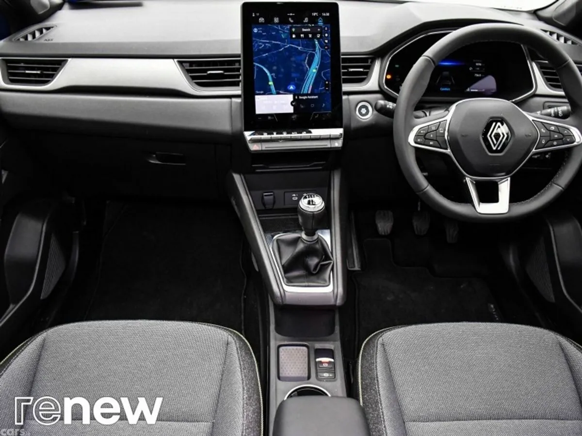 Renault Captur Hatchback, Petrol, 2024, Grey
