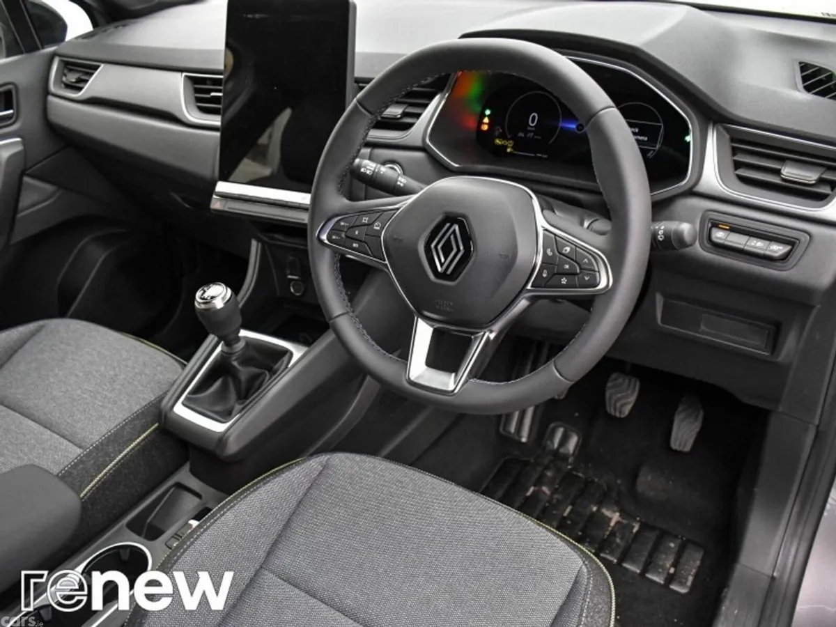 Renault Captur Hatchback, Petrol, 2024, Grey