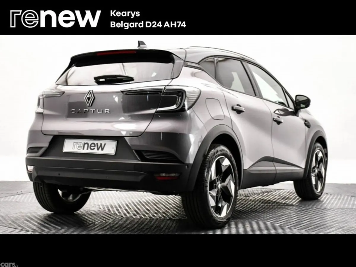 Renault Captur Hatchback, Petrol, 2024, Grey