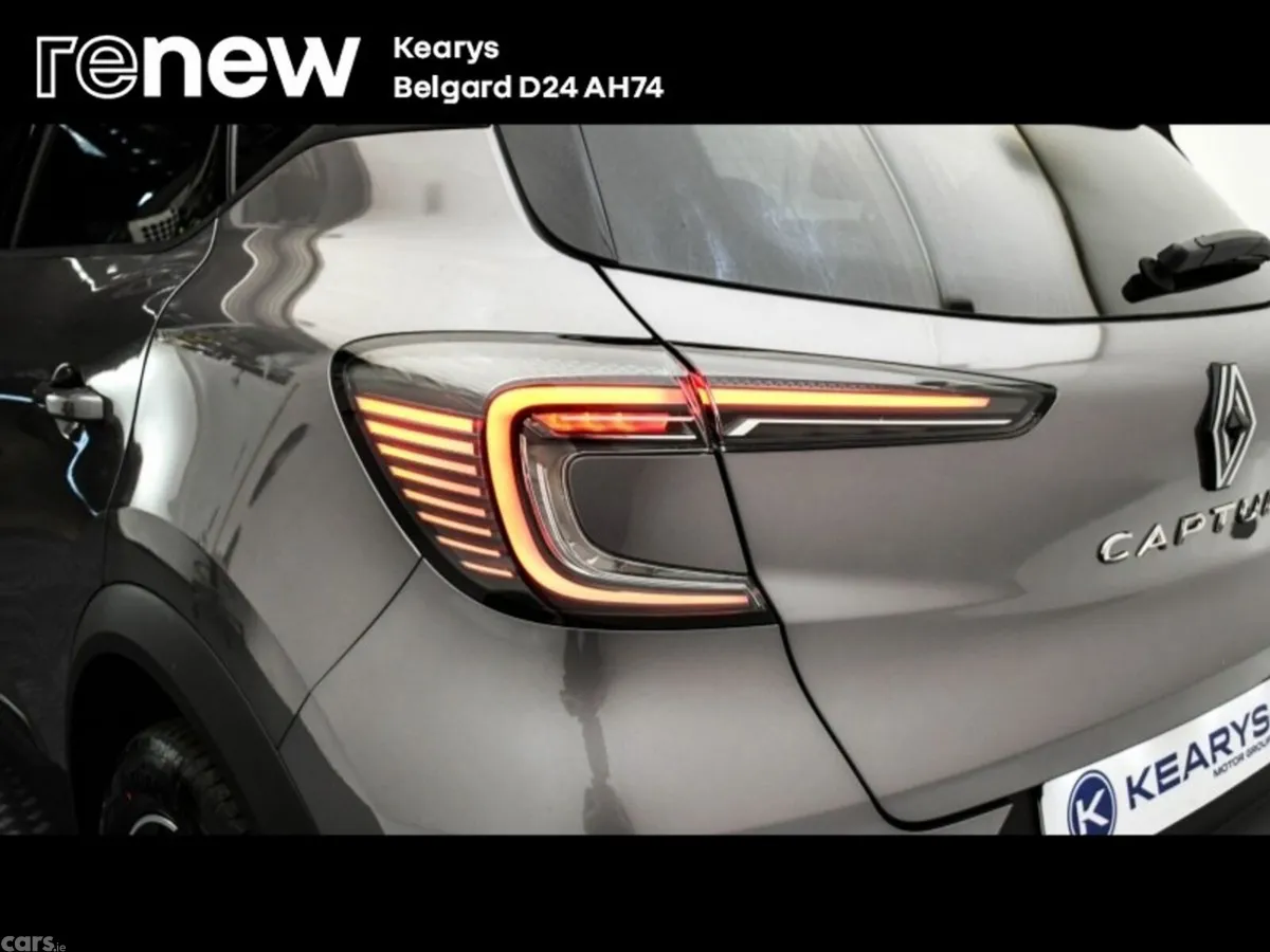 Renault Captur Hatchback, Petrol, 2024, Grey