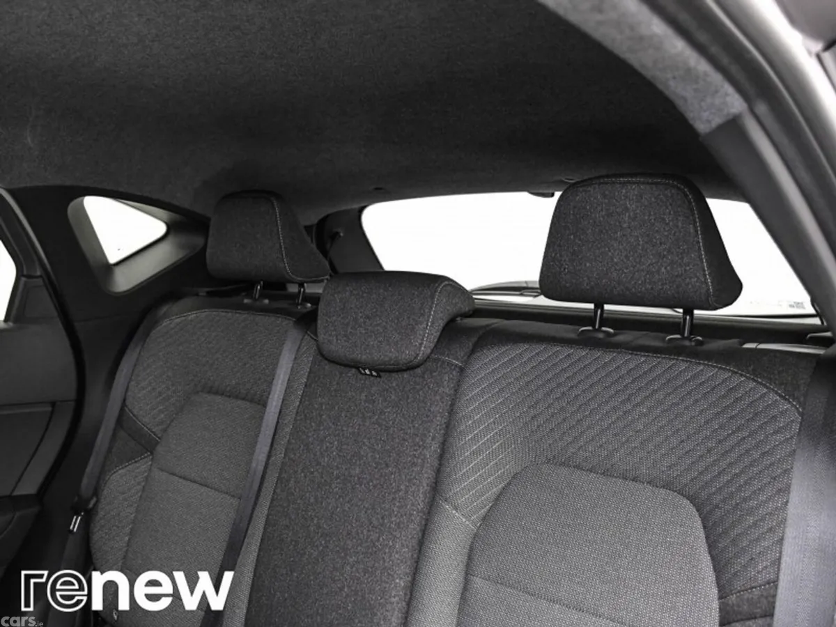 Renault Captur Hatchback, Petrol, 2024, Grey