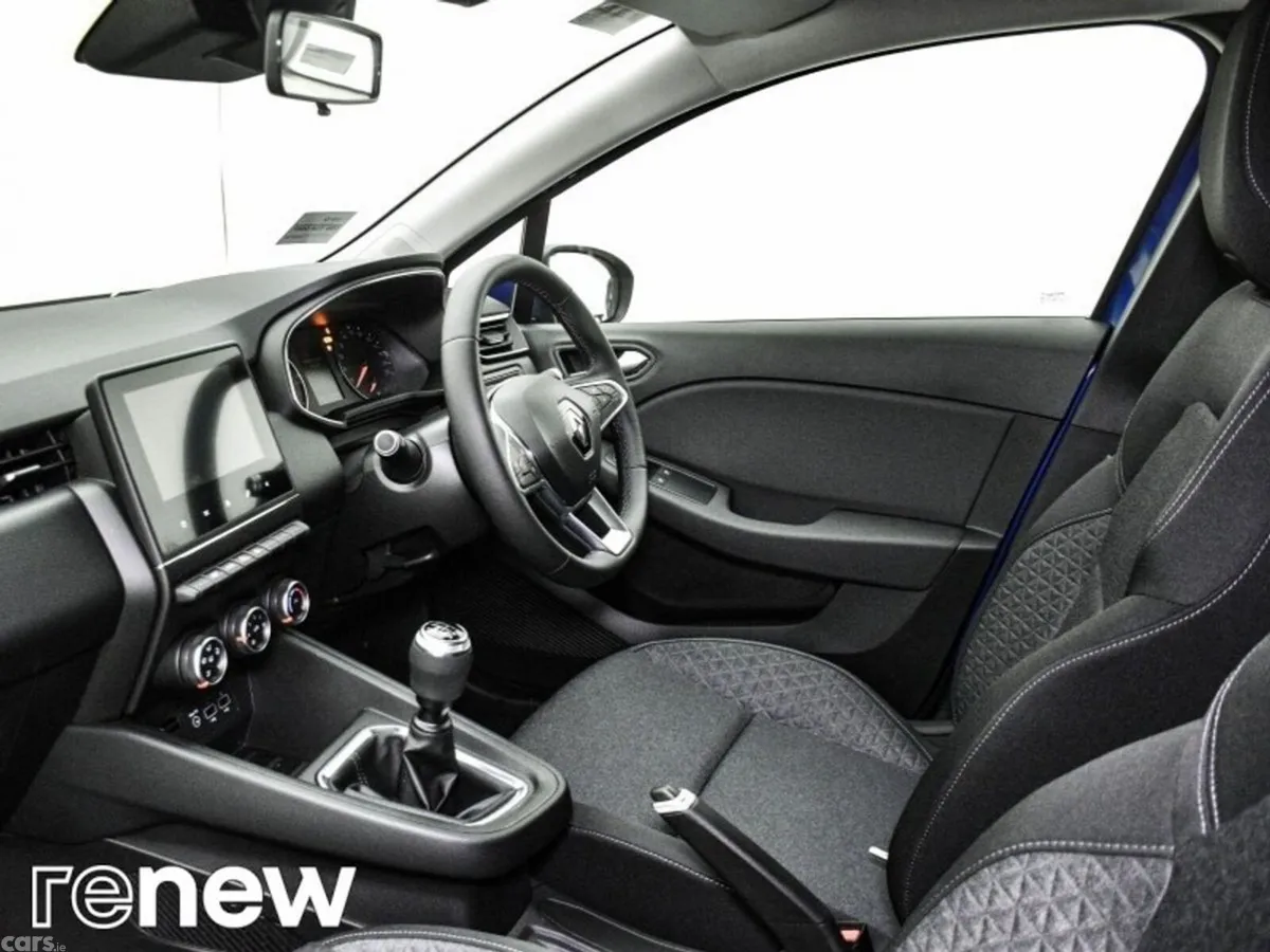 Renault Clio Hatchback, Petrol, 2022, Blue