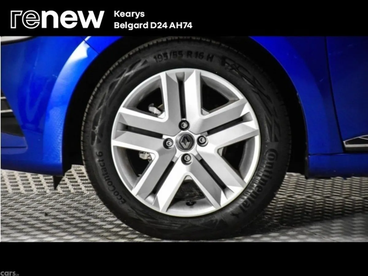 Renault Clio Hatchback, Petrol, 2022, Blue