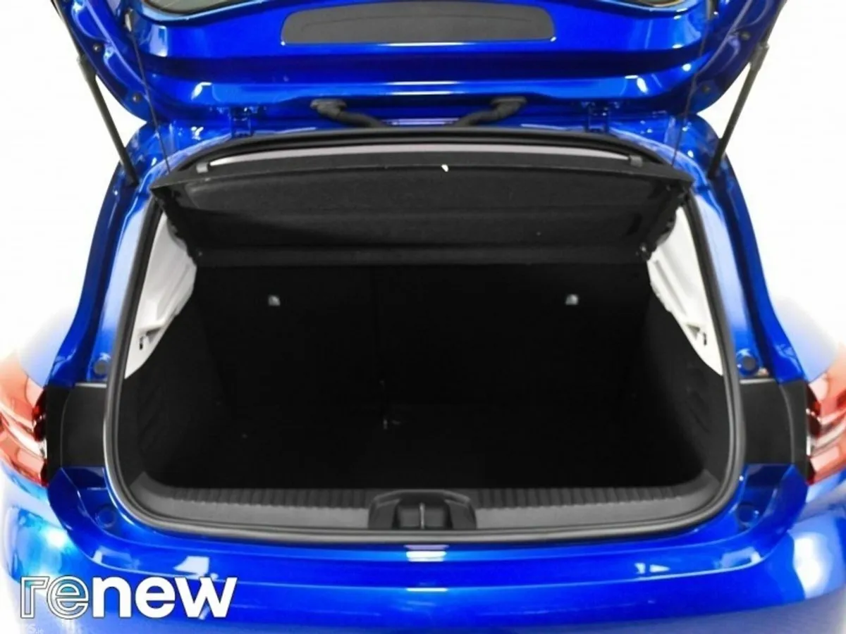 Renault Clio Hatchback, Petrol, 2022, Blue
