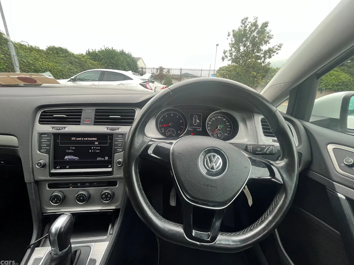 Volkswagen Golf Estate, Petrol, 2014, White