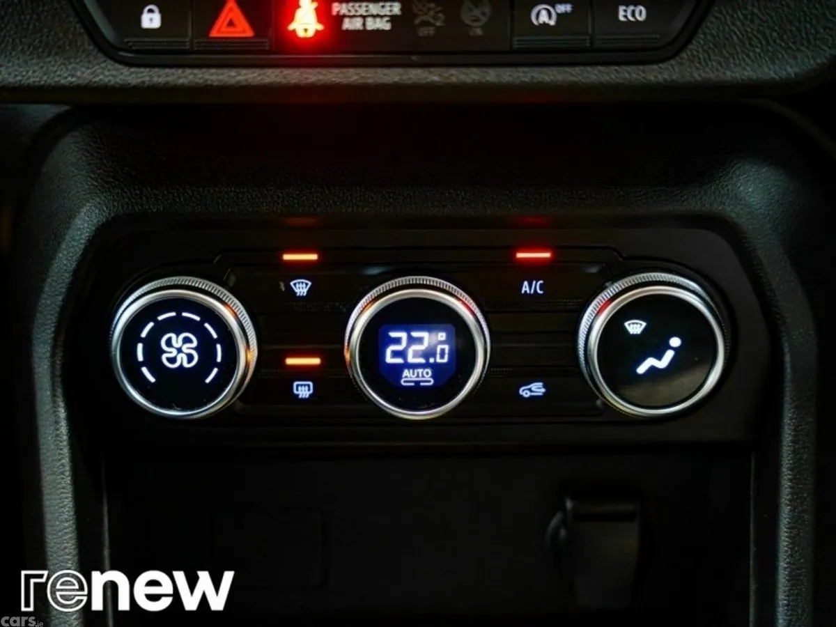 Dacia Jogger MPV, Petrol, 2022, Brown