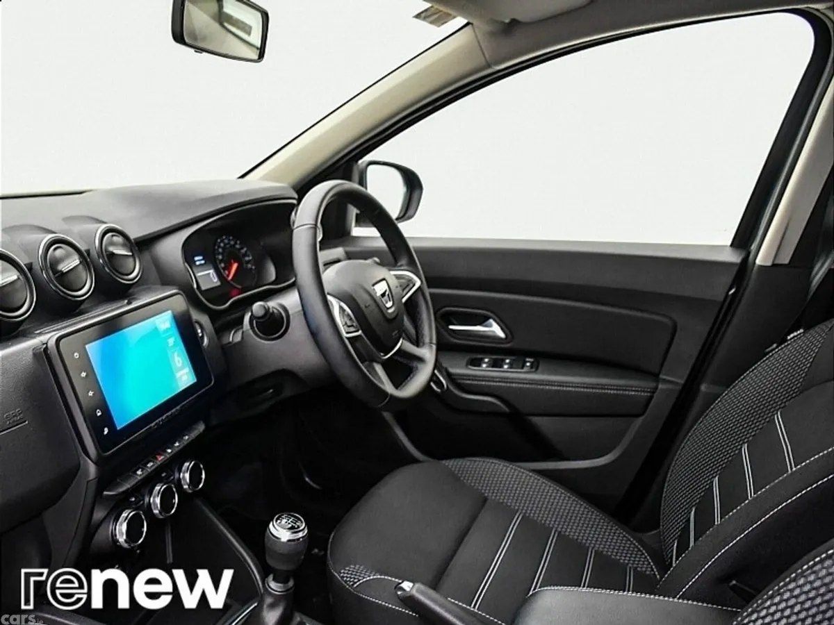Dacia Duster SUV, Petrol, 2022, Grey