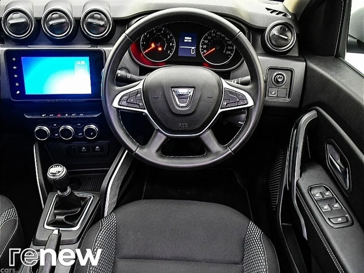 Dacia Duster SUV, Petrol, 2022, Grey