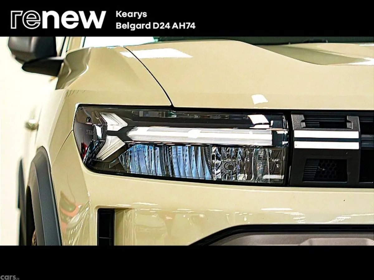 Dacia Duster SUV, Petrol Hybrid, 2025, Brown