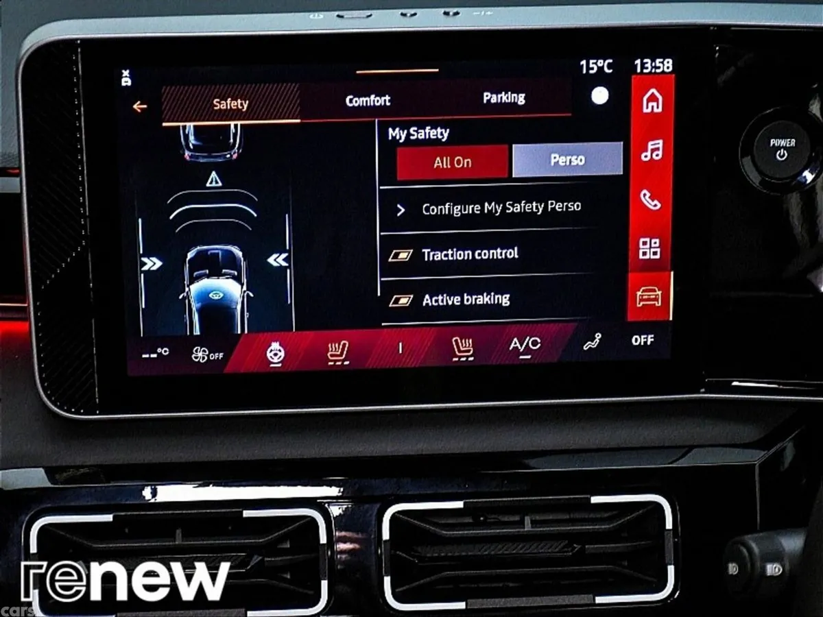 Renault 4 Hatchback, Electric, 2026, Green