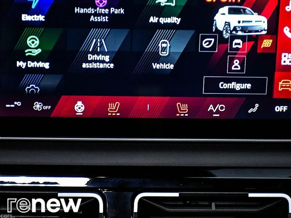Renault 4 Hatchback, Electric, 2026, Green