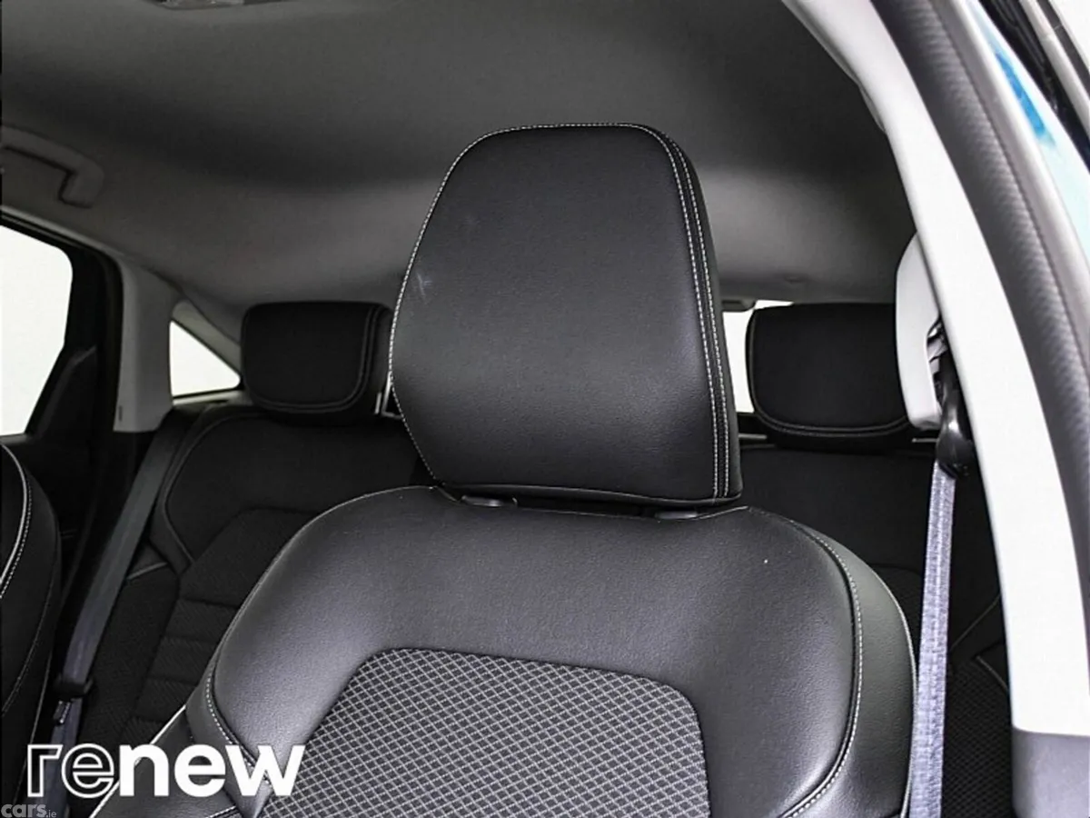 Renault Arkana Hatchback, Petrol, 2024, Blue