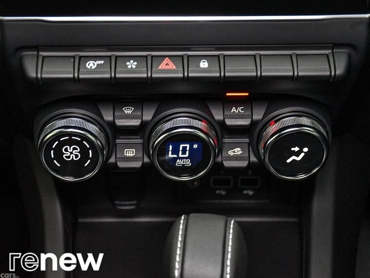 Renault Arkana Hatchback, Petrol, 2024, Blue