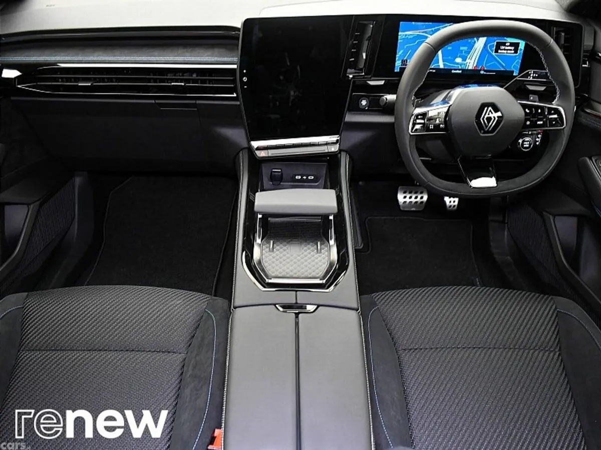 Renault Austral SUV, Petrol Hybrid, 2024, White