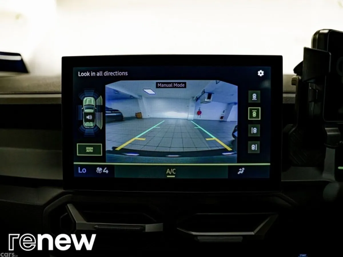 Dacia Duster SUV, Petrol Hybrid, 2025, Black