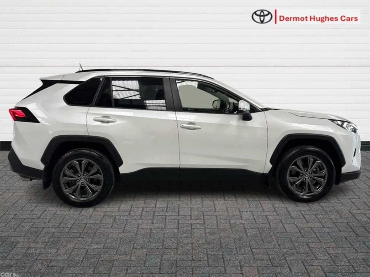 Toyota RAV4 SUV, Petrol Hybrid, 2024, White