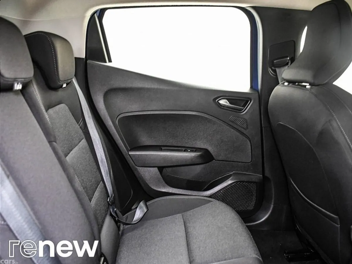 Renault Clio Hatchback, Petrol, 2022, Blue