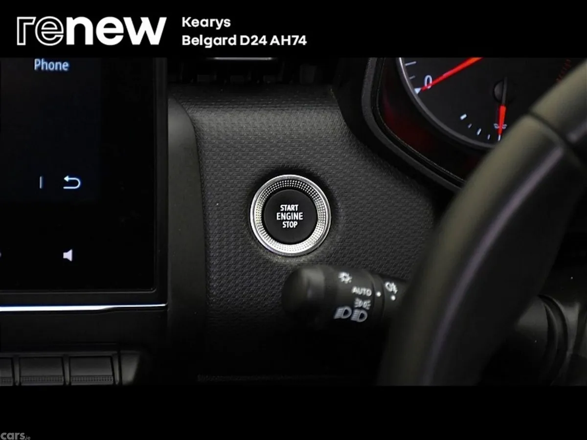 Renault Clio Hatchback, Petrol, 2022, Blue