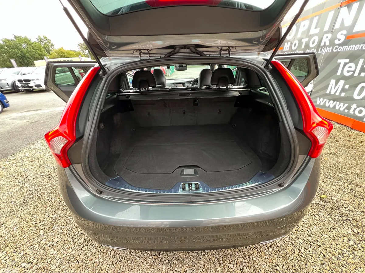 Volvo V60 Estate, Diesel, 2018, Grey