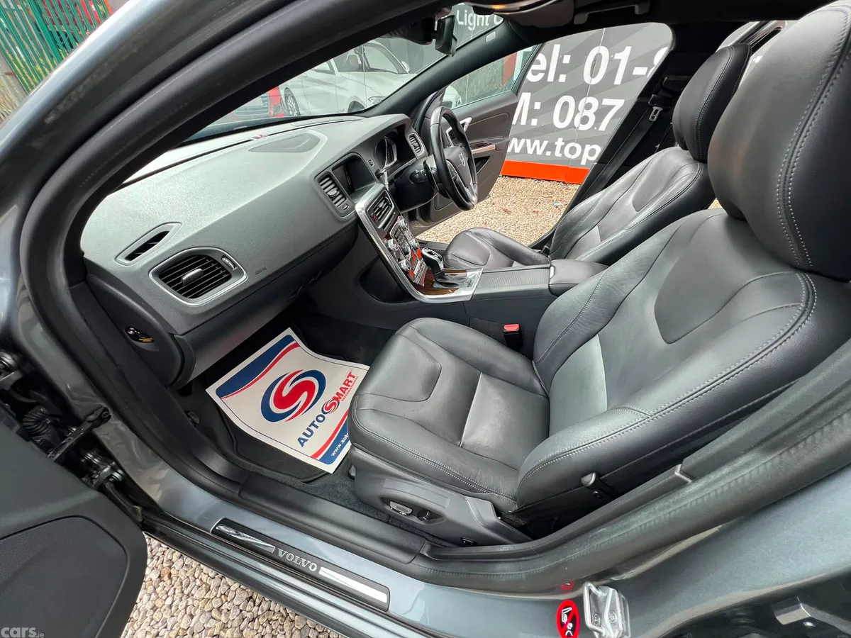 Volvo V60 Estate, Diesel, 2018, Grey