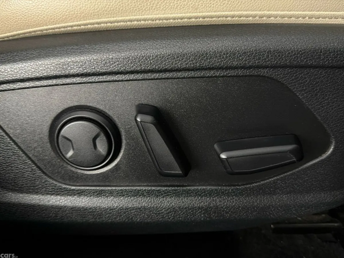Kia Sportage SUV, Petrol Plug-in Hybrid, 2023, Grey