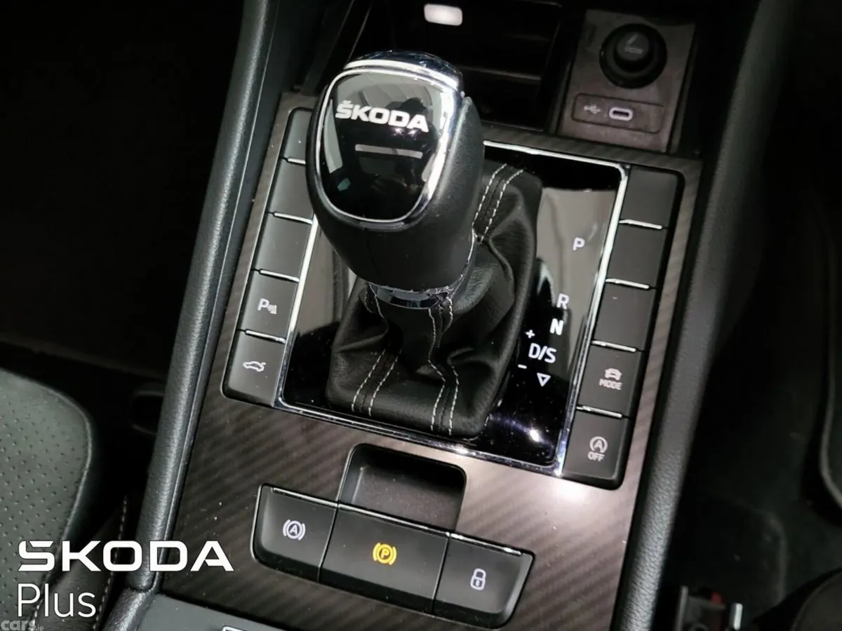 Skoda Superb Saloon, Diesel, 2024, Red
