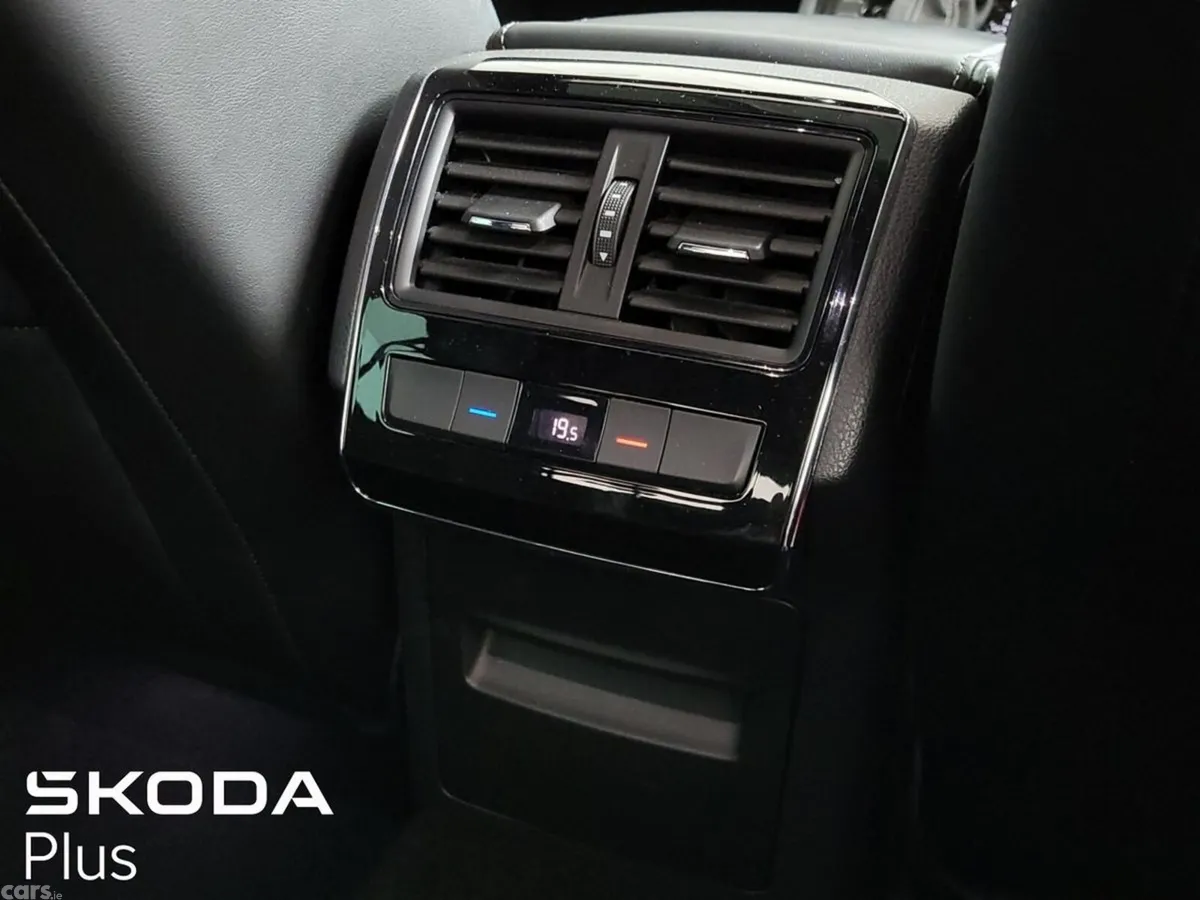 Skoda Superb Saloon, Diesel, 2024, Red