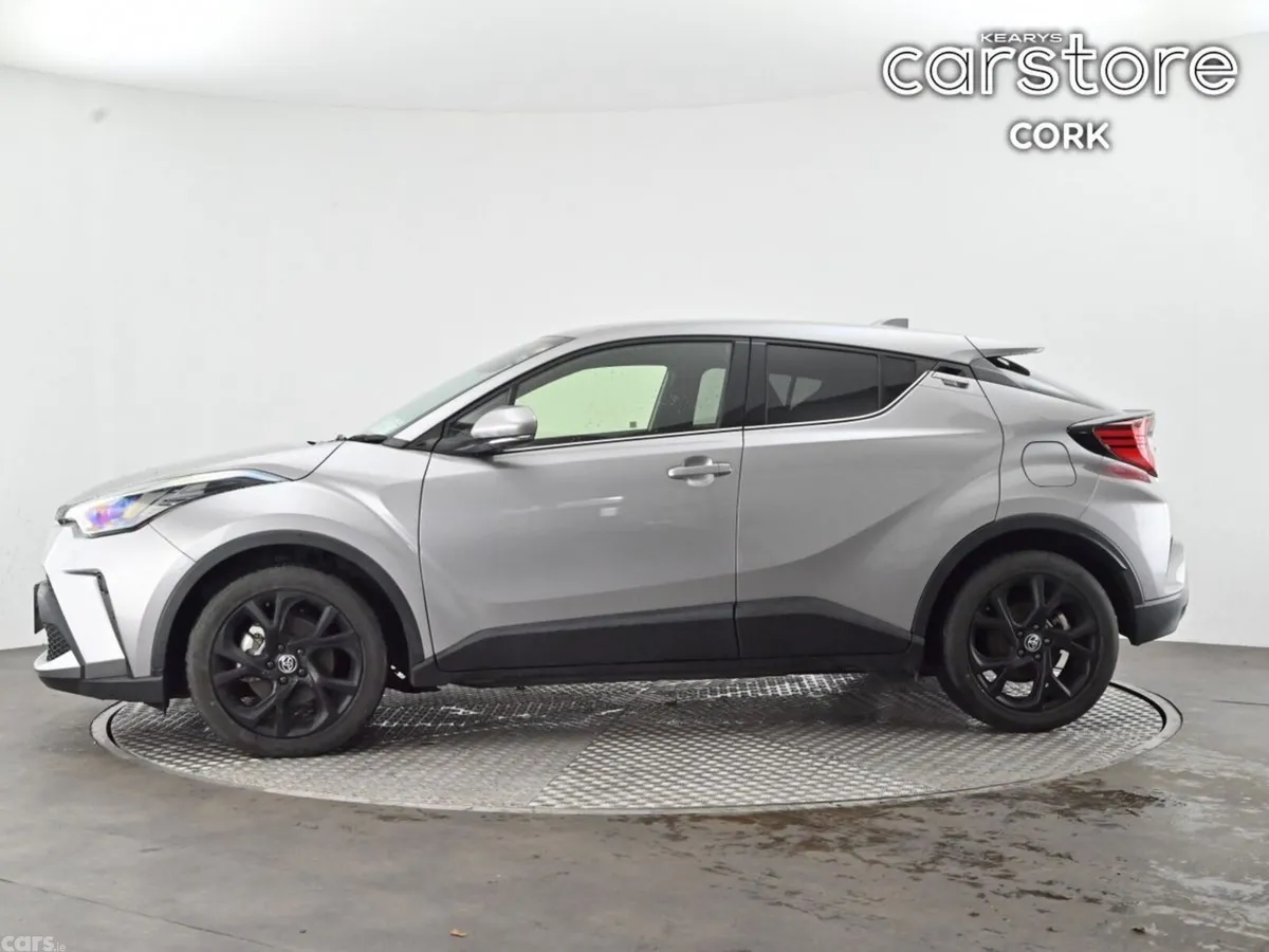 Toyota C-HR SUV, Petrol Hybrid, 2022, Silver