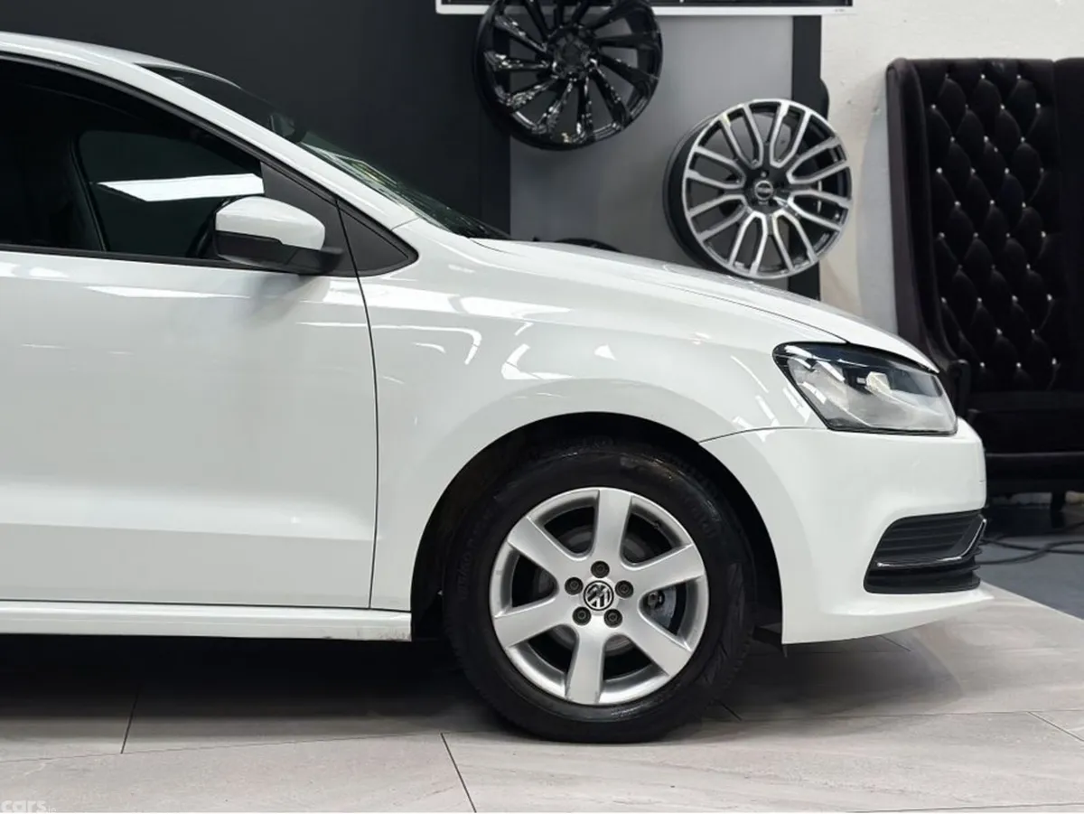 Volkswagen Polo Hatchback, Petrol, 2016, White