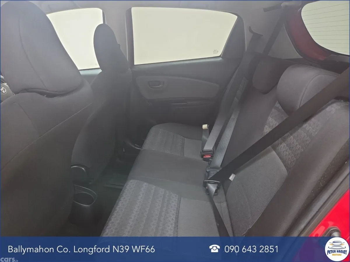 Toyota Yaris Hatchback, Petrol, 2016, Red